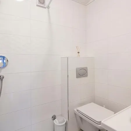 Talic Apartament *